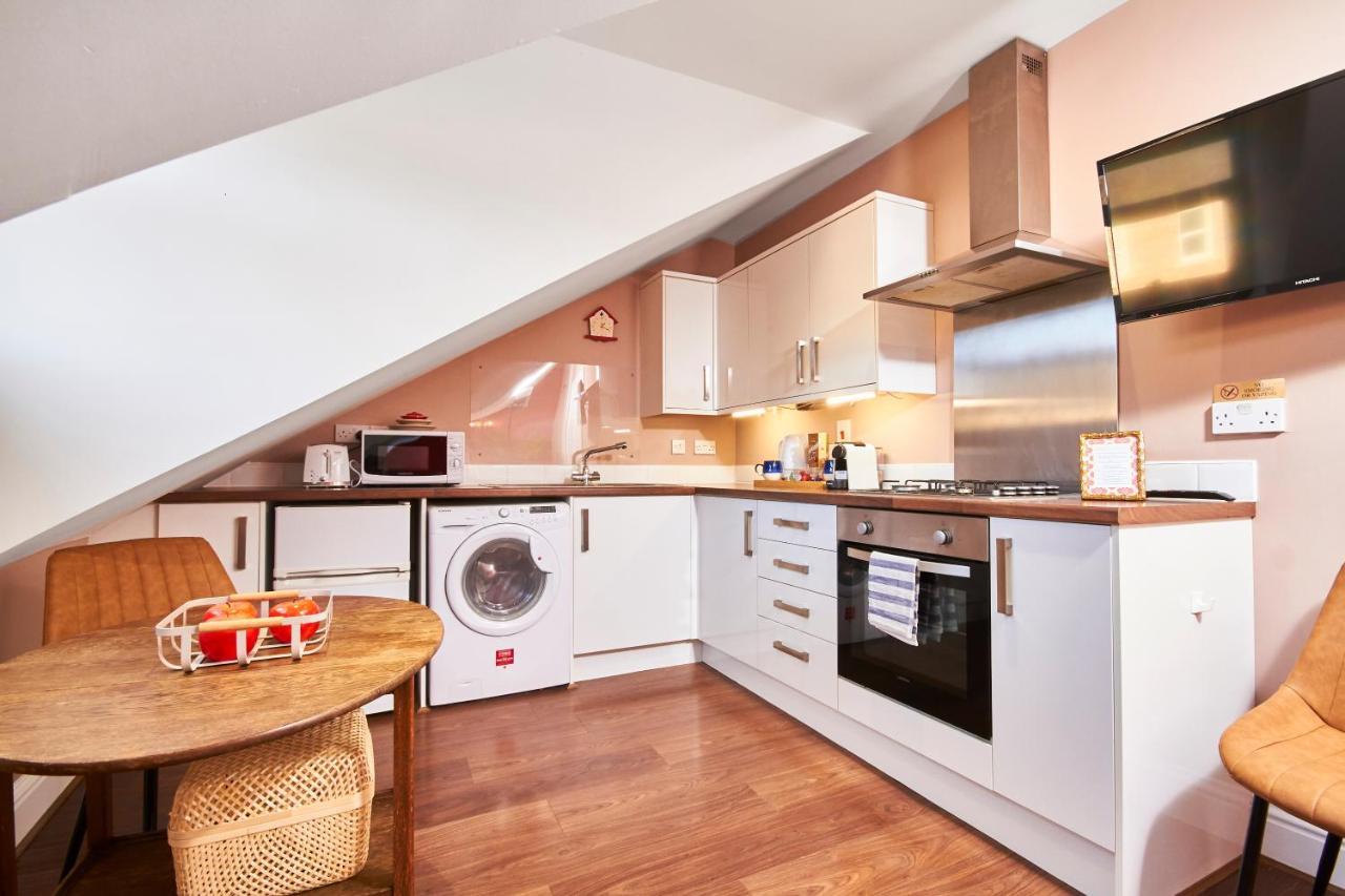 Beautiful Boutique Apartment For Two นิวคาสเซิล อะพอน ไทน์ ภายนอก รูปภาพ